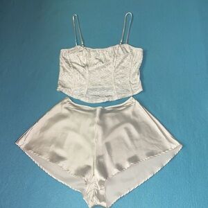 VICTORIA’S SECRET crushed velvet spaghetti strap top silky shorts vintage size S